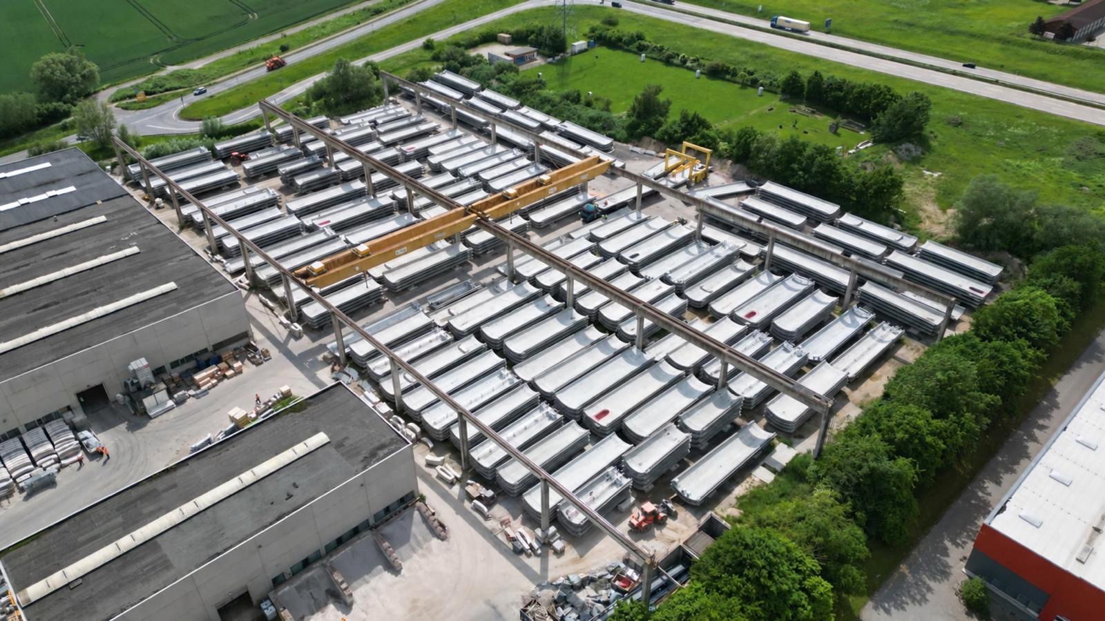 Betonfertigteile auf dem BG-Wind-Werksgelände