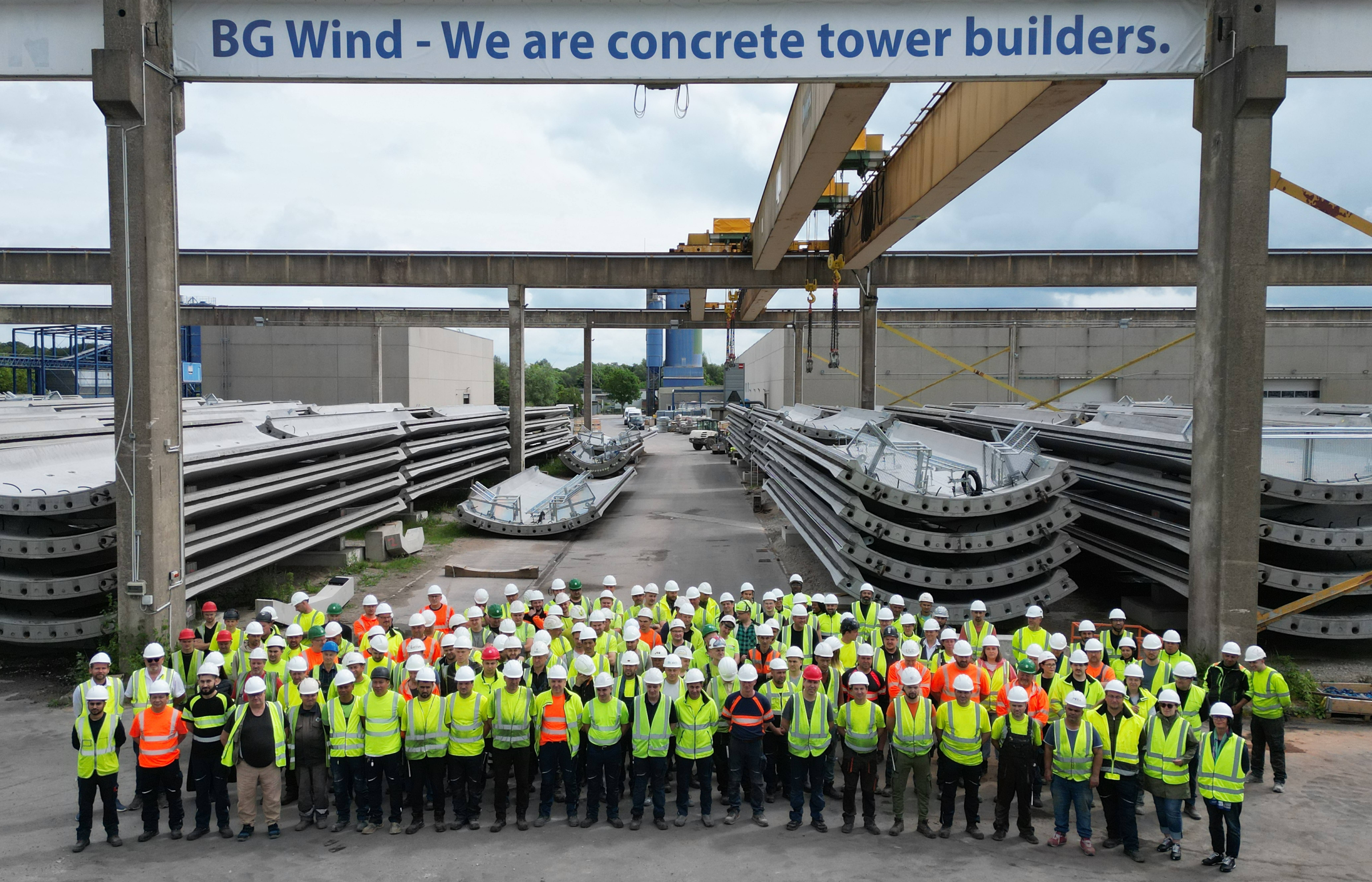 Das BG-Wind-Team im Betonfertigteilwerk